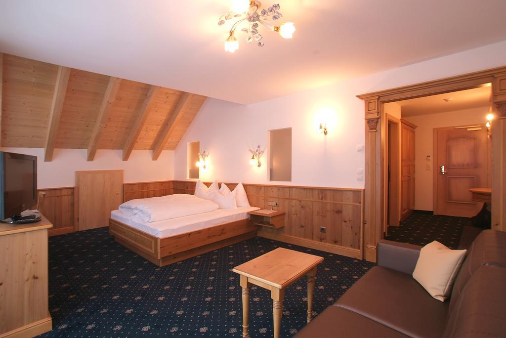 Hotel Fatlar Ischgl Bagian luar foto