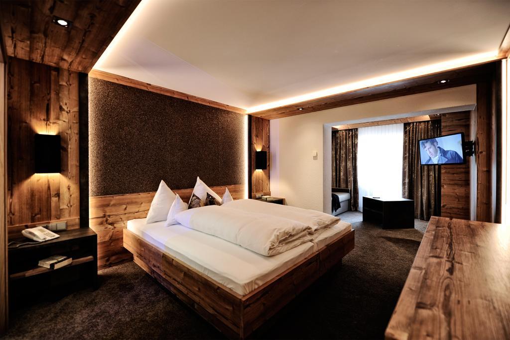 Hotel Fatlar Ischgl Bagian luar foto