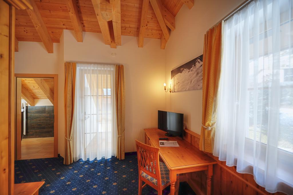 Hotel Fatlar Ischgl Bagian luar foto