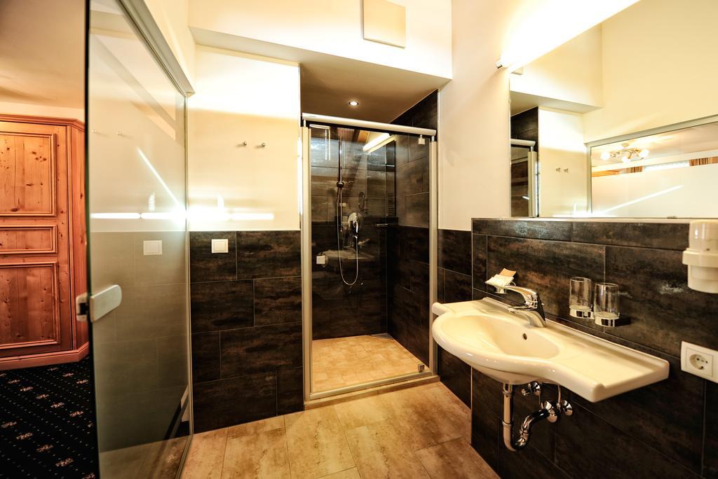 Hotel Fatlar Ischgl Bagian luar foto